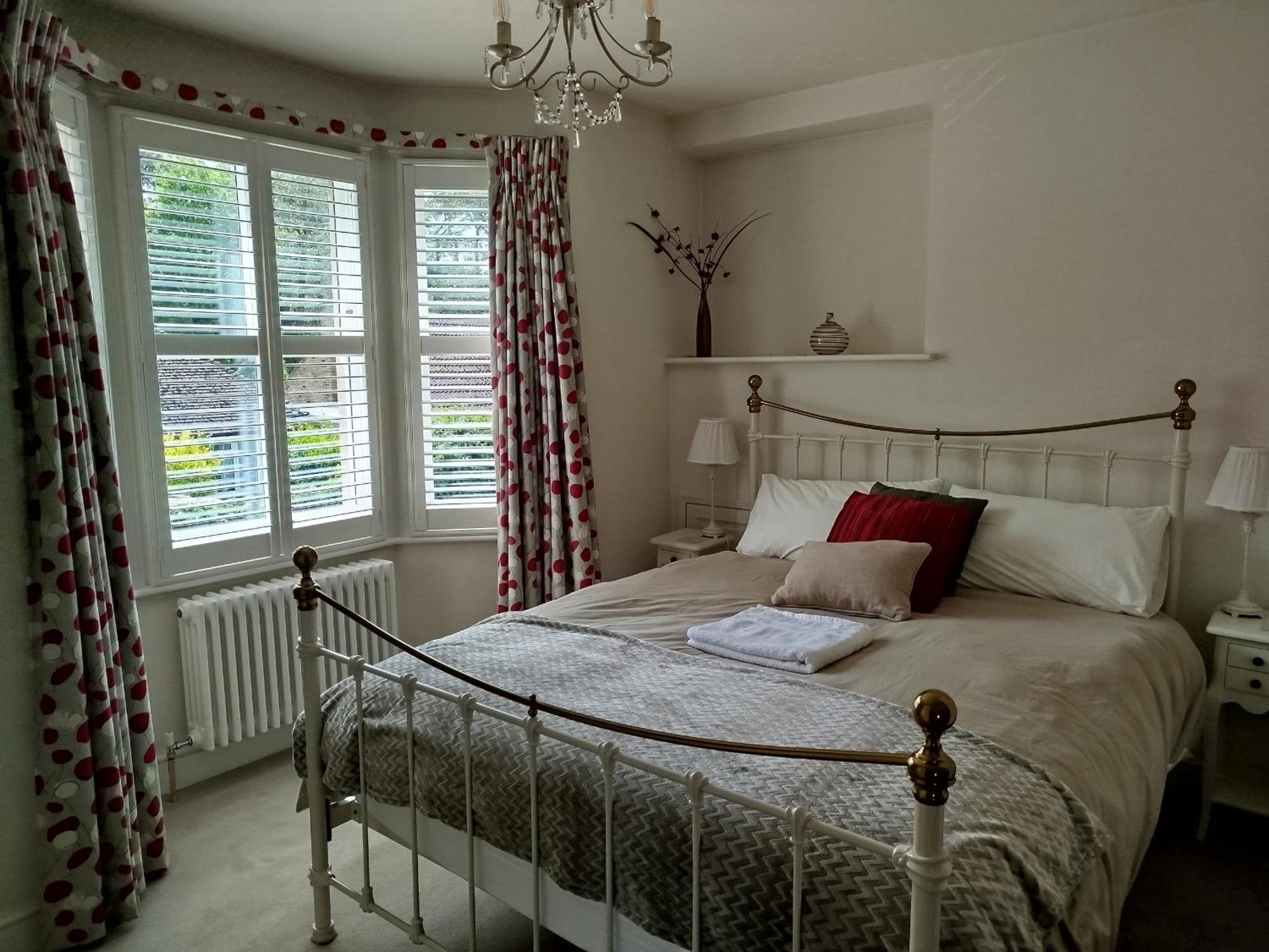 3 Bedroom Cottage In Sunninghill, Ascot Exterior photo